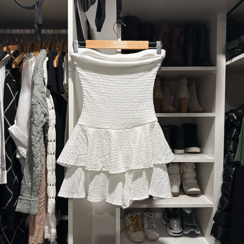 Forever21 White Textured Strapless Ruffle Mini Romper